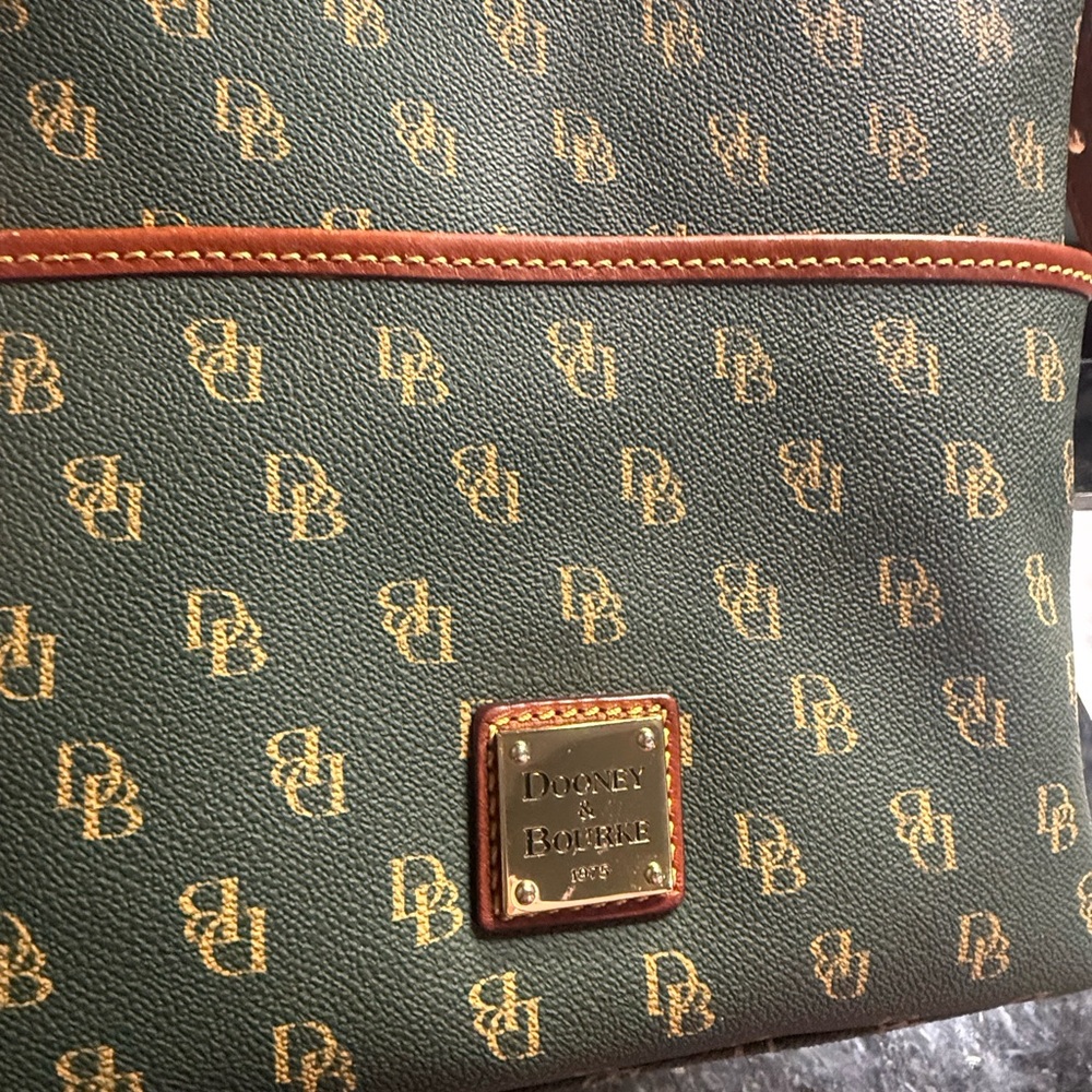 Dooney & Bourke small Gretta crossbody purse - Picture 3 of 8
